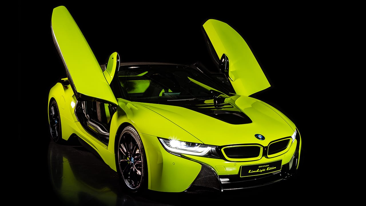 bmw i8 roadster limelight edition con particolari ancantara 7