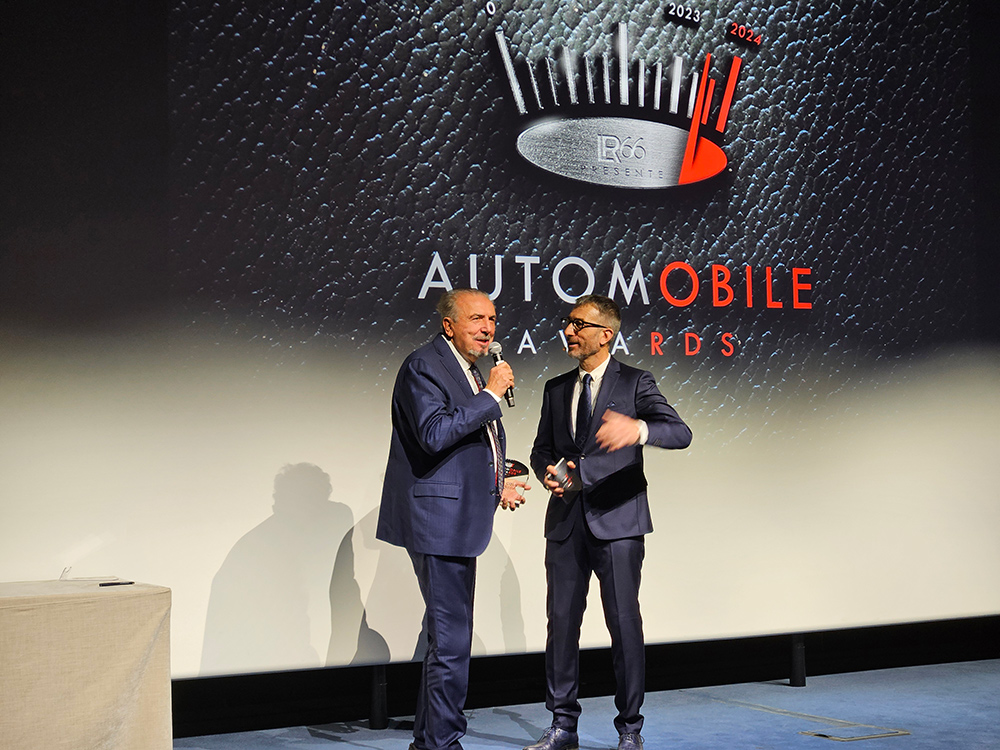 アルカンターラ、2023年度オートモビル・アワードを受賞 (Automobile Awards 2023)