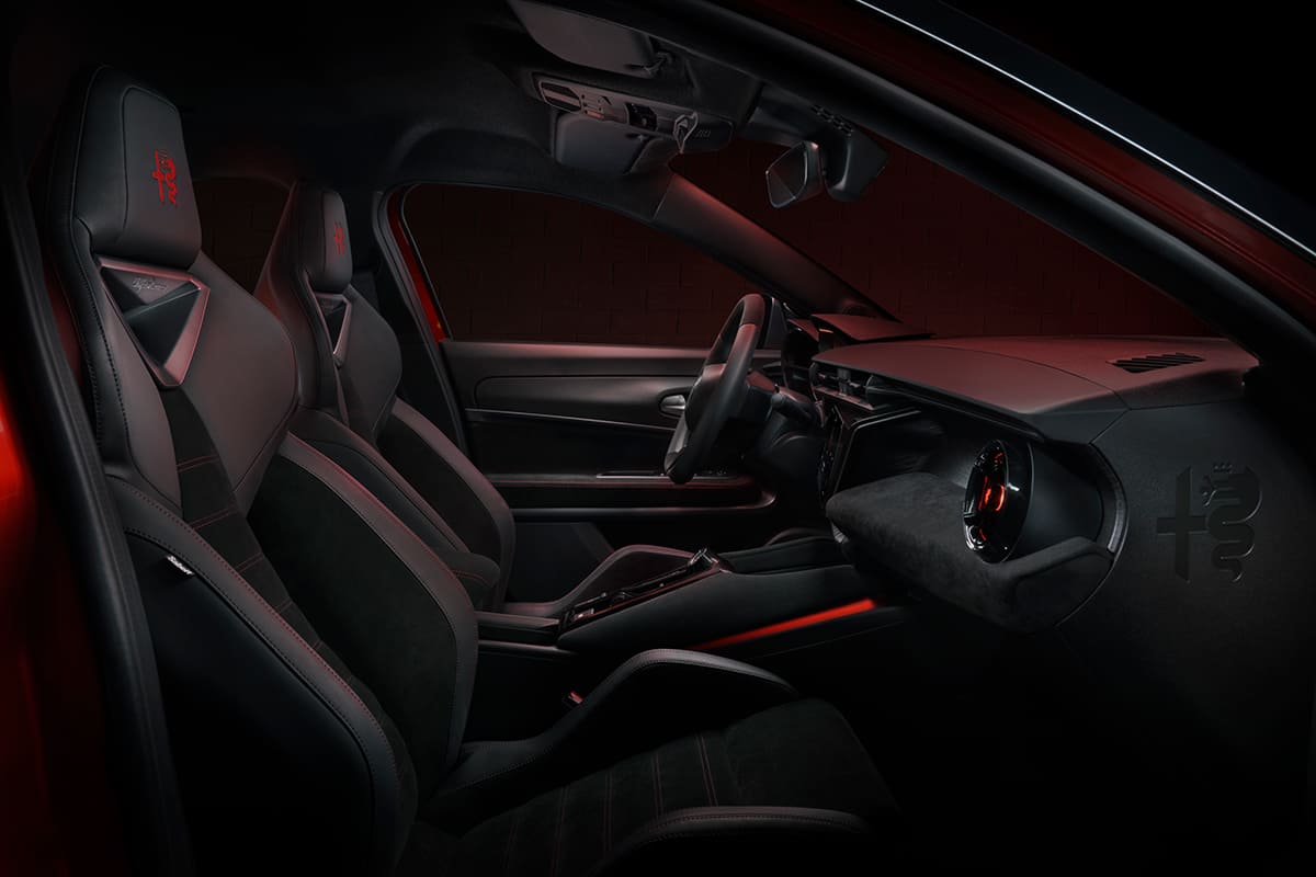 Alfa Romeo Junior chooses Alcantara for its interior