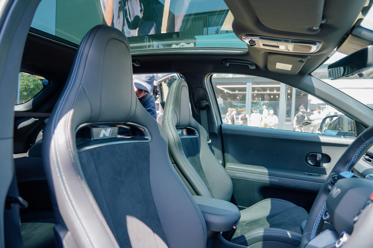 alcantara_goodwood_2026_HYUNDAI IONIQ N_interni